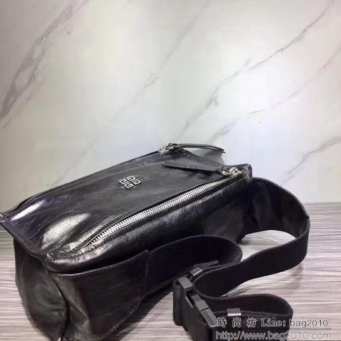 GlVENCHY紀梵希 新款雙拉鏈 全皮 斜挎胸包 單肩包  tsg1245